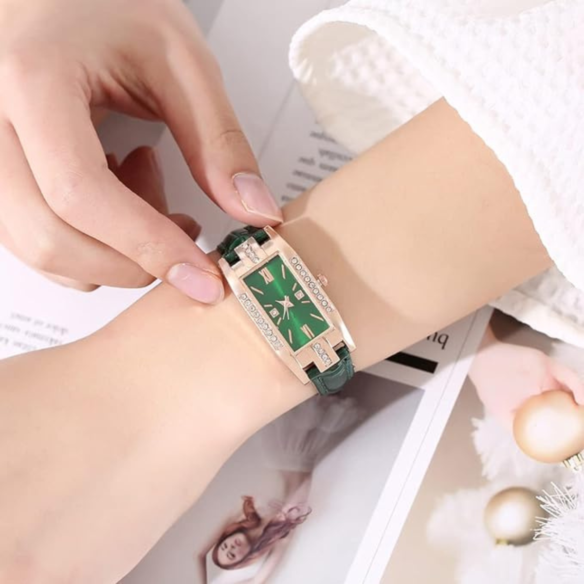 763475 Brazalete y 778437 Reloj verde